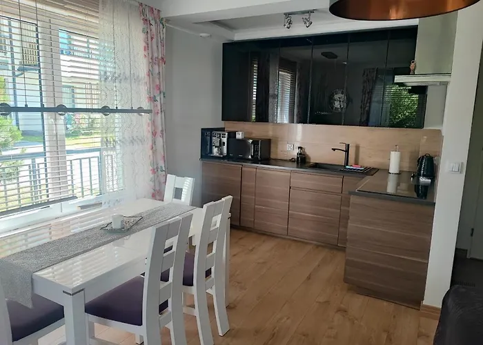 5 Z Widokiem Na Basen * Ustronie Morskie