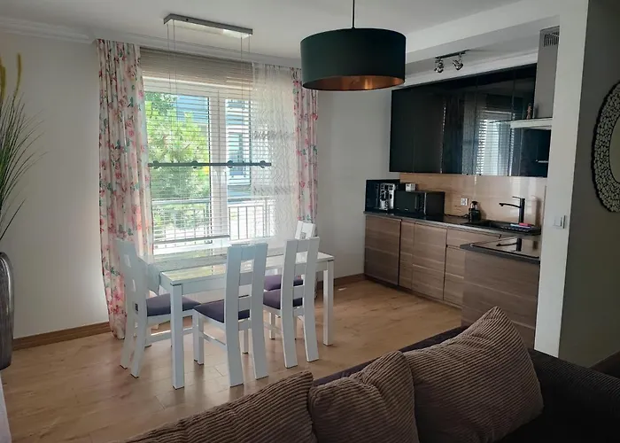 5 Z Widokiem Na Basen Appartamento