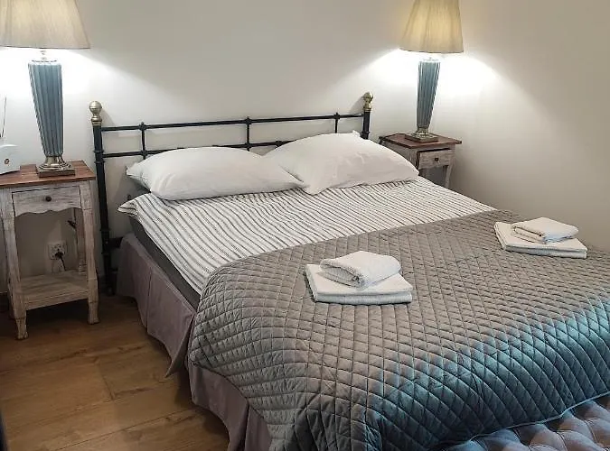 5 Z Widokiem Na Basen